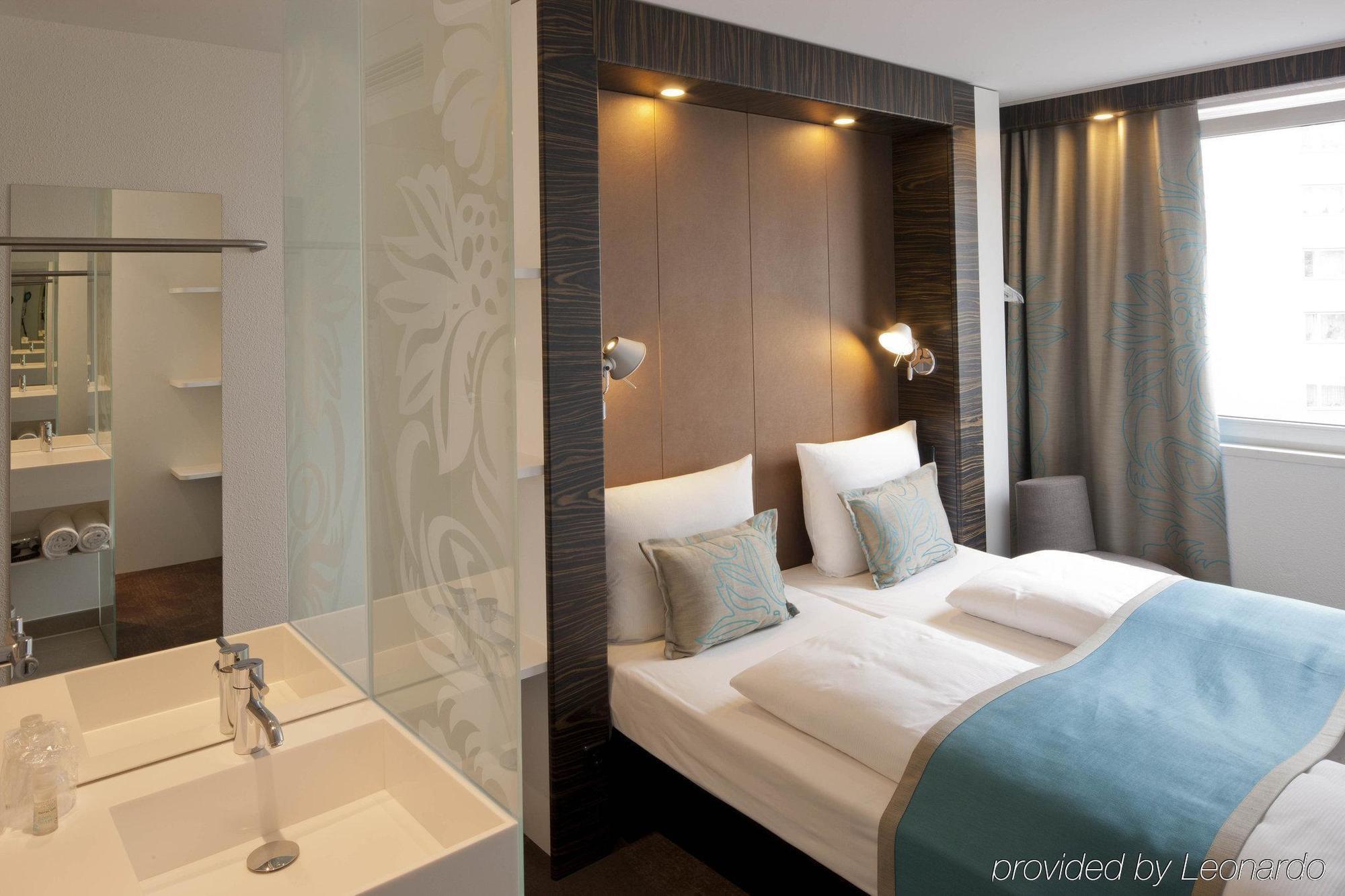 Motel One Nuernberg-Plaerrer Eksteriør billede