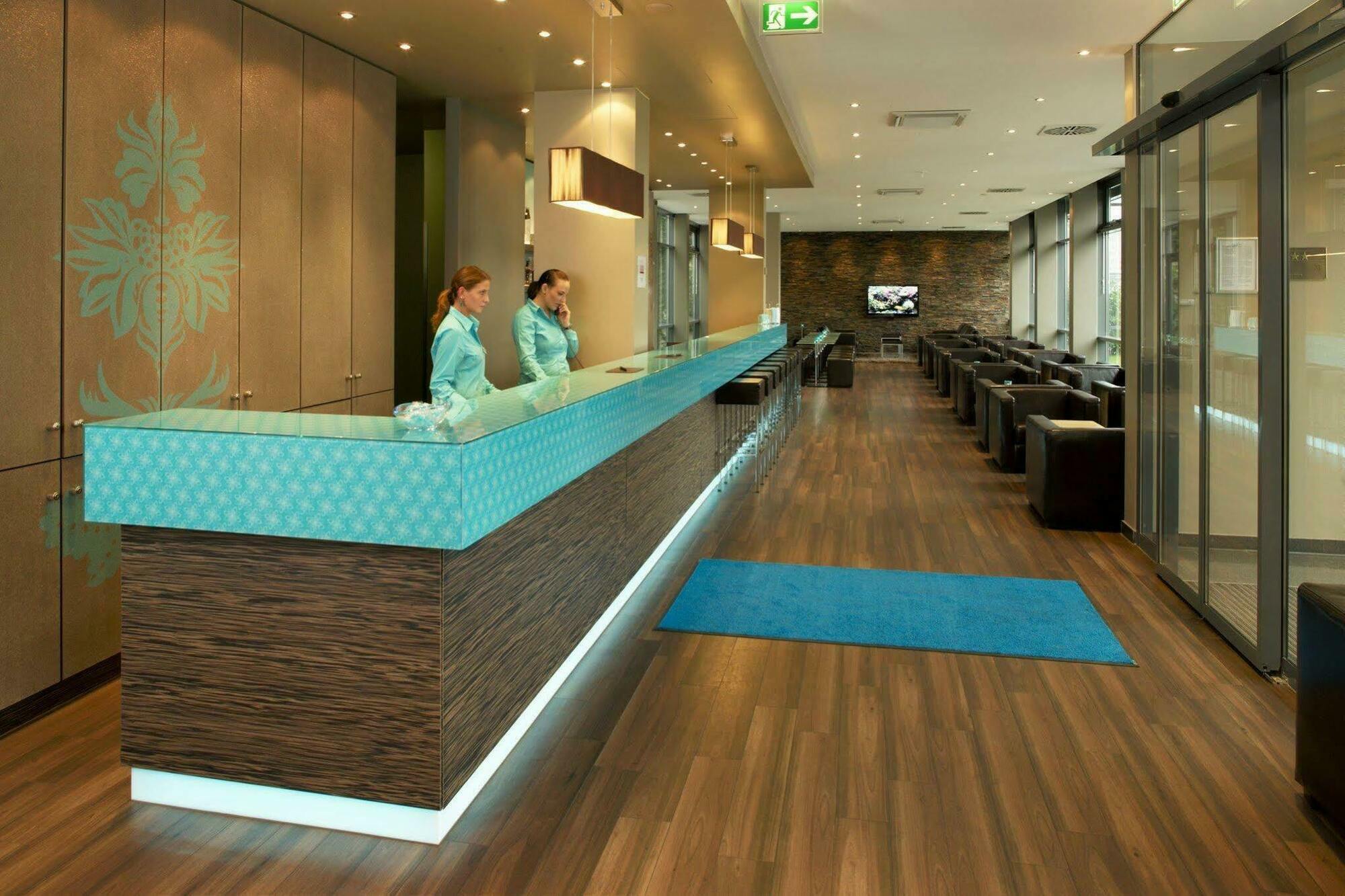 Motel One Nuernberg-Plaerrer Eksteriør billede